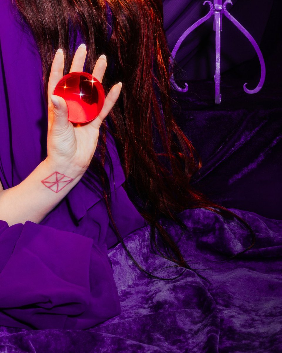 Jinkx Monsoon is Judy Garland tweet media