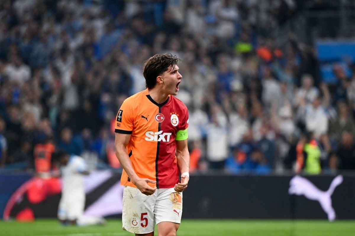 Holigrans tweet media