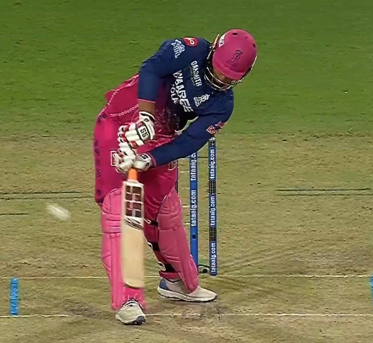 Liam Livingstone tweet media