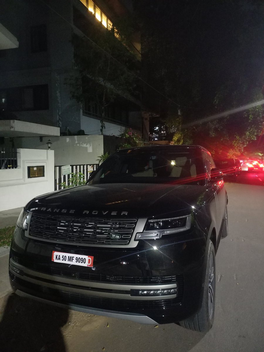 contistang's tweet image. ಚಿಕ್ಕವರು ಅಂದ್ರೆ ಅಂಕೊಂಡ್ಲಿ, ದೊಡ್ಡವರಾಗಿ ತೋರ್ಸನ mindset 💪💪💪
ಮಾಡಿ ತೋರುಸ್ಬೇಕು
#mindsetmatters #focus