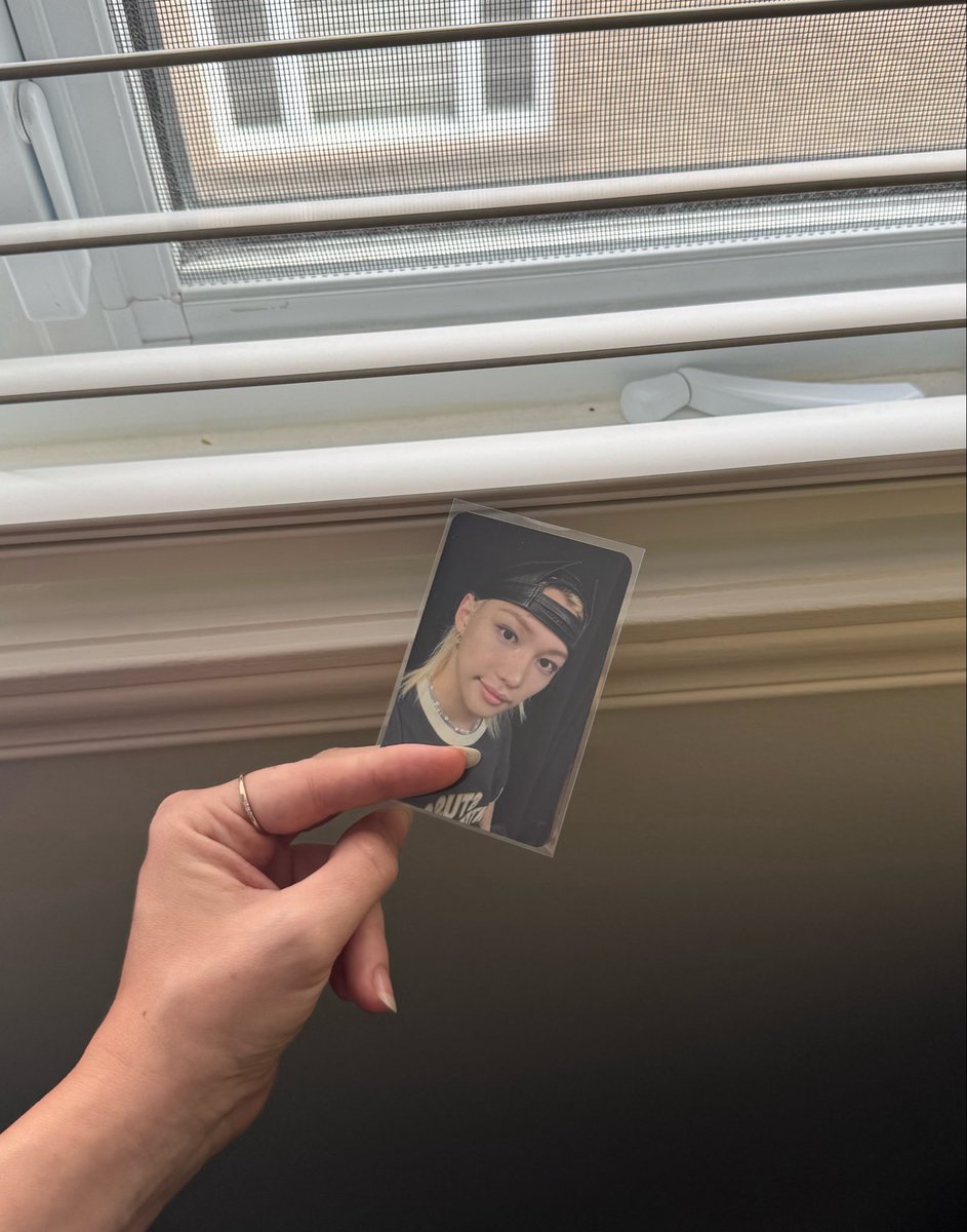 lexia ⭑.ᐟ project hail mary era tweet media