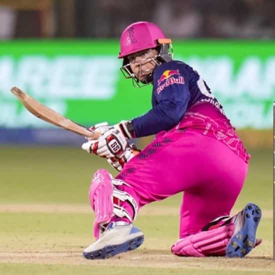 AlongKumar1's tweet image. क्या आज कोई यह अनुमान लगा सकता है कि सूर्यवंशी पंजाब के खिलाफ कितने रन बनाएगा? #RRvsPBKS #PBKSvsRR
#IPL2025
#PBKSvsRR