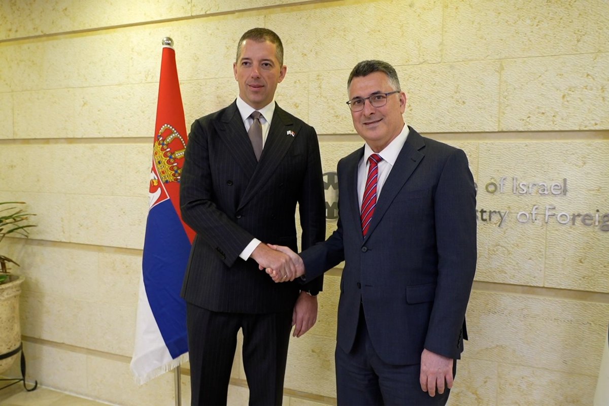markodjuric's tweet image. I am heartened by the very warm reception I received today in Jerusalem from Prime Minister H.E. @netanyahu and my counterpart Mr. @gidonsaar.

Like-minded countries such as #Serbia and #Israel have a clear interest in strengthening their relations in a rapidly changing world and