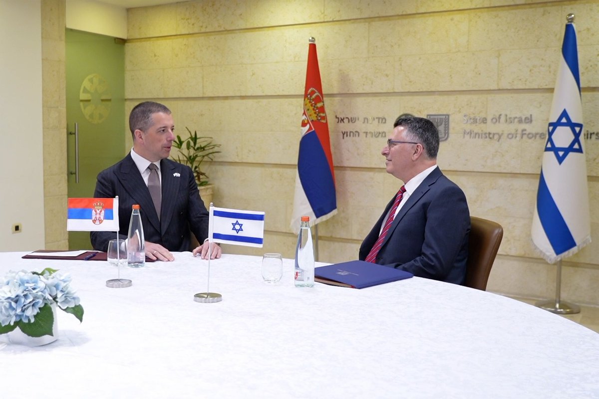 markodjuric's tweet image. I am heartened by the very warm reception I received today in Jerusalem from Prime Minister H.E. @netanyahu and my counterpart Mr. @gidonsaar.

Like-minded countries such as #Serbia and #Israel have a clear interest in strengthening their relations in a rapidly changing world and