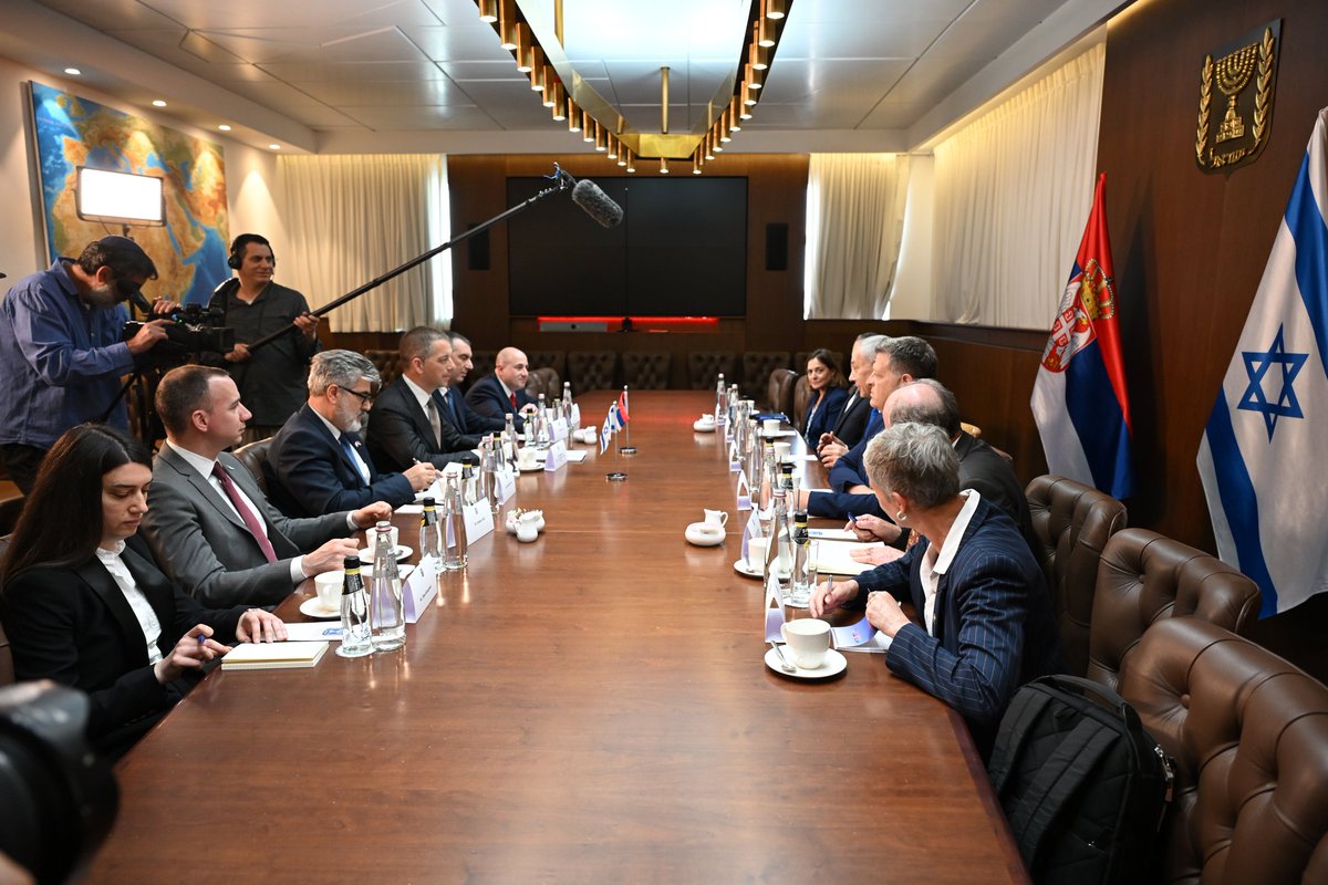 markodjuric's tweet image. I am heartened by the very warm reception I received today in Jerusalem from Prime Minister H.E. @netanyahu and my counterpart Mr. @gidonsaar.

Like-minded countries such as #Serbia and #Israel have a clear interest in strengthening their relations in a rapidly changing world and