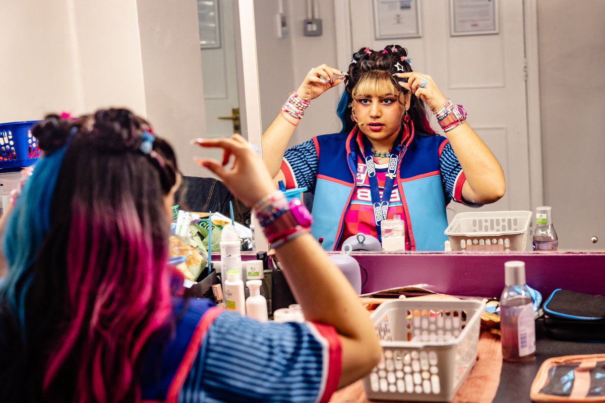 thestepsmusical's tweet photo. We're looking fine and we're ready to have a real good time at @CurveLeicester this week! 😘💗

📸 @dannykaan https://t.co/3OTR9rVC59
