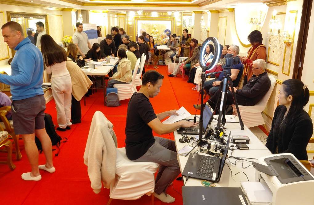 Royal Thai Embassy, London tweet media
