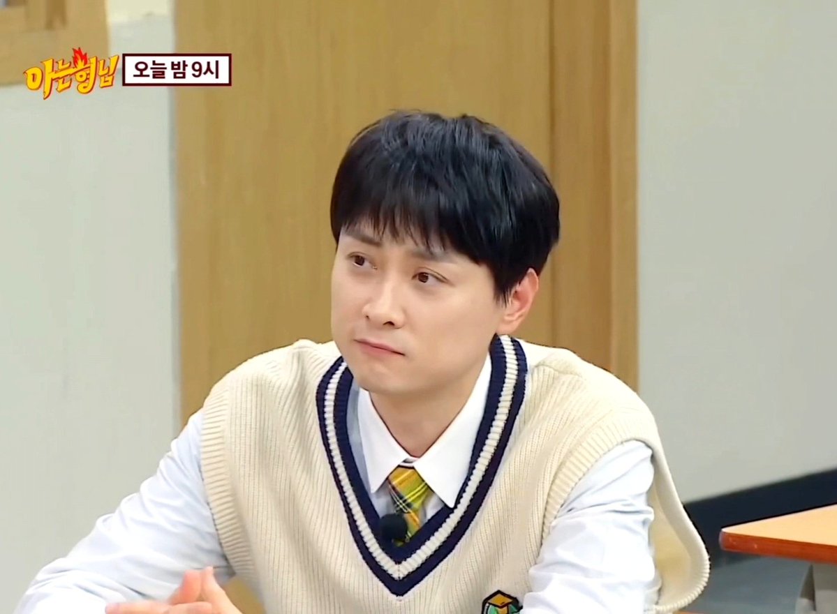 只是覺得很乖很可愛，所以快速截修一張

#민경훈