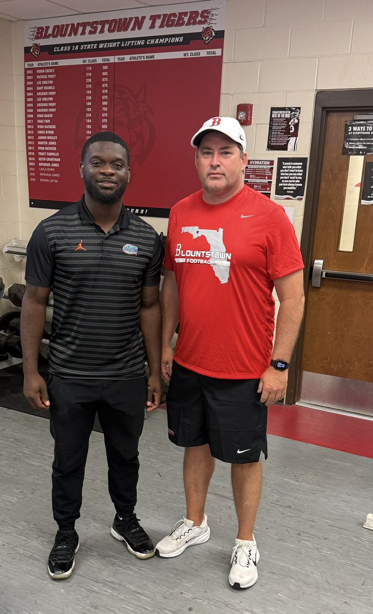 Coach Brad Waggoner tweet media