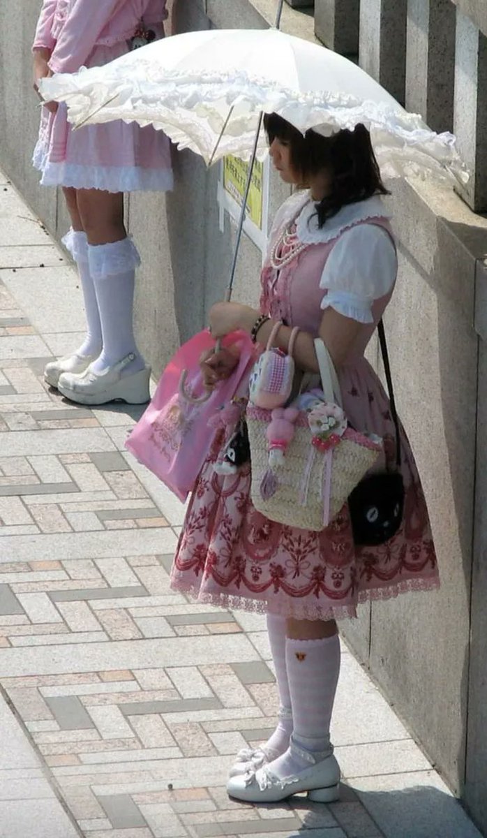 sophi („• ֊ •„)੭🍦 tweet media