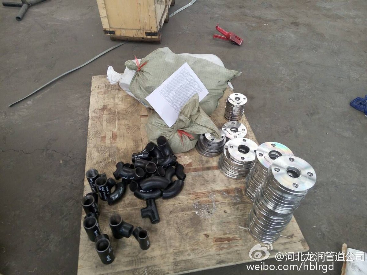 lrpipefitting's tweet image. From a single elbow to a full container of custom fittings — we treat every order with the same commitment.
📩 Tell us about your project.
lrpipefitting.com
#PipeFittings #CarbonSteel #AlloySteel #StainlessSteel #LongrunPipeline #Industrial