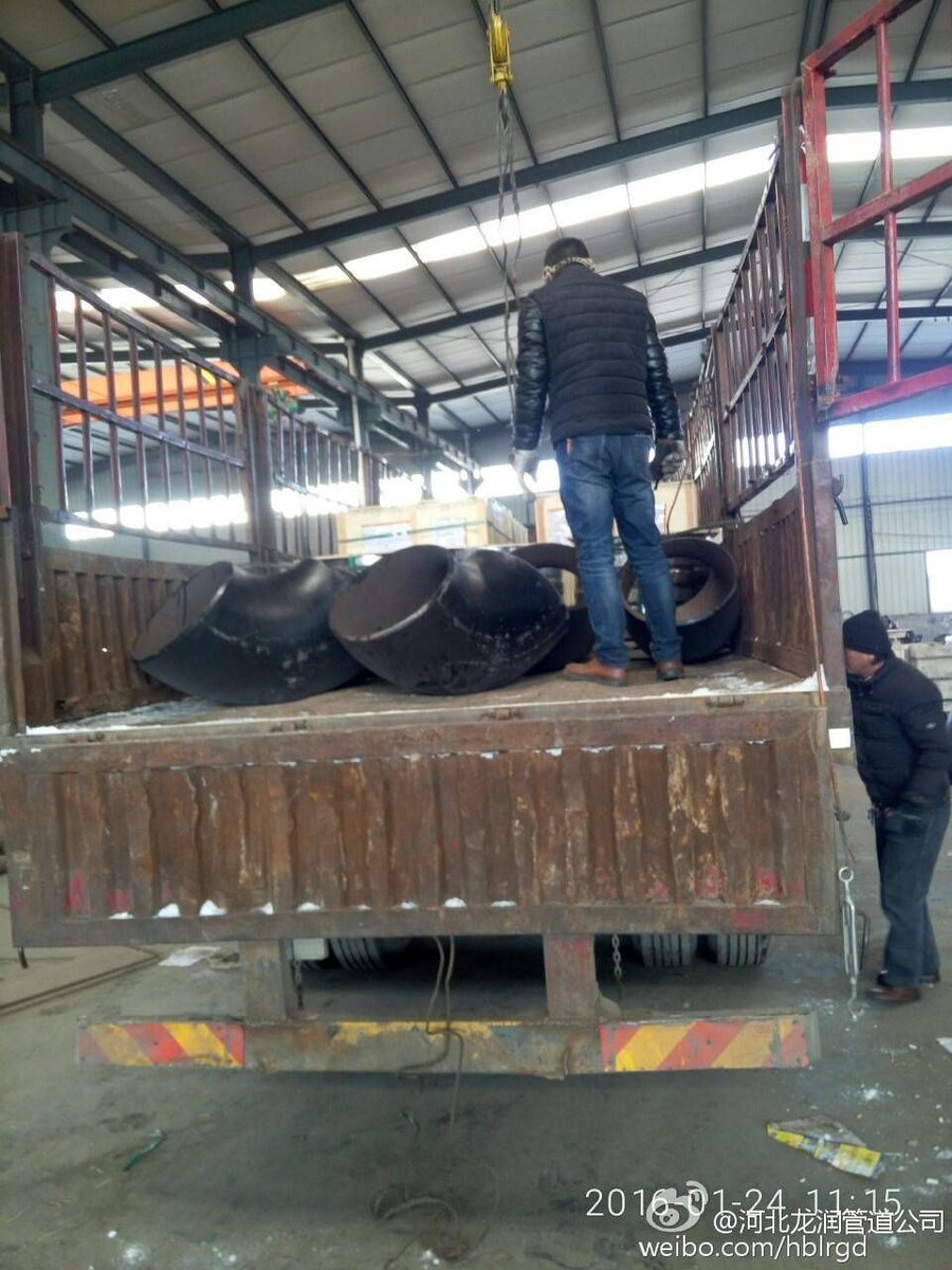 lrpipefitting's tweet image. From a single elbow to a full container of custom fittings — we treat every order with the same commitment.
📩 Tell us about your project.
lrpipefitting.com
#PipeFittings #CarbonSteel #AlloySteel #StainlessSteel #LongrunPipeline #Industrial