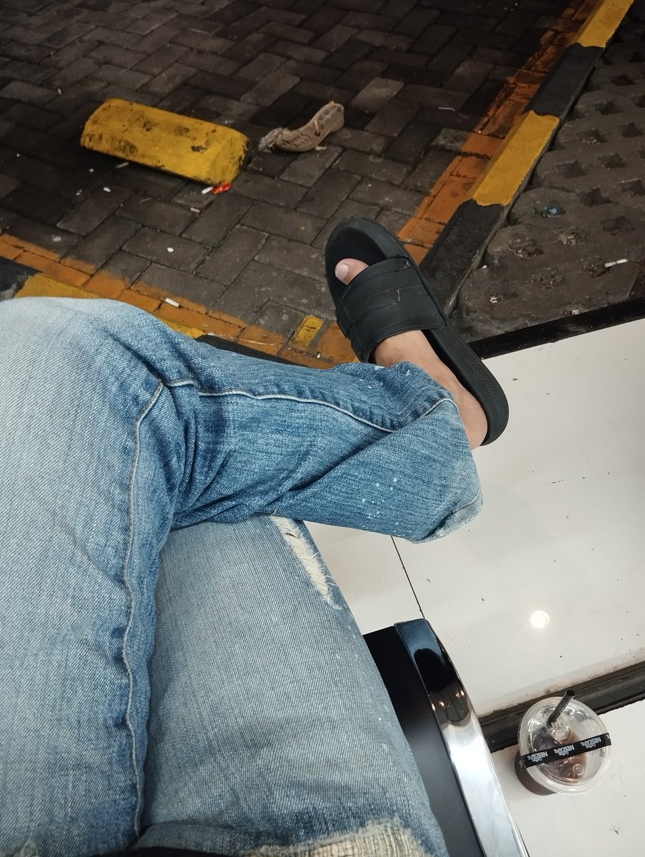 Rizkiu15's tweet image. Seporsi kekalahan ceunah,wkwk #bandung