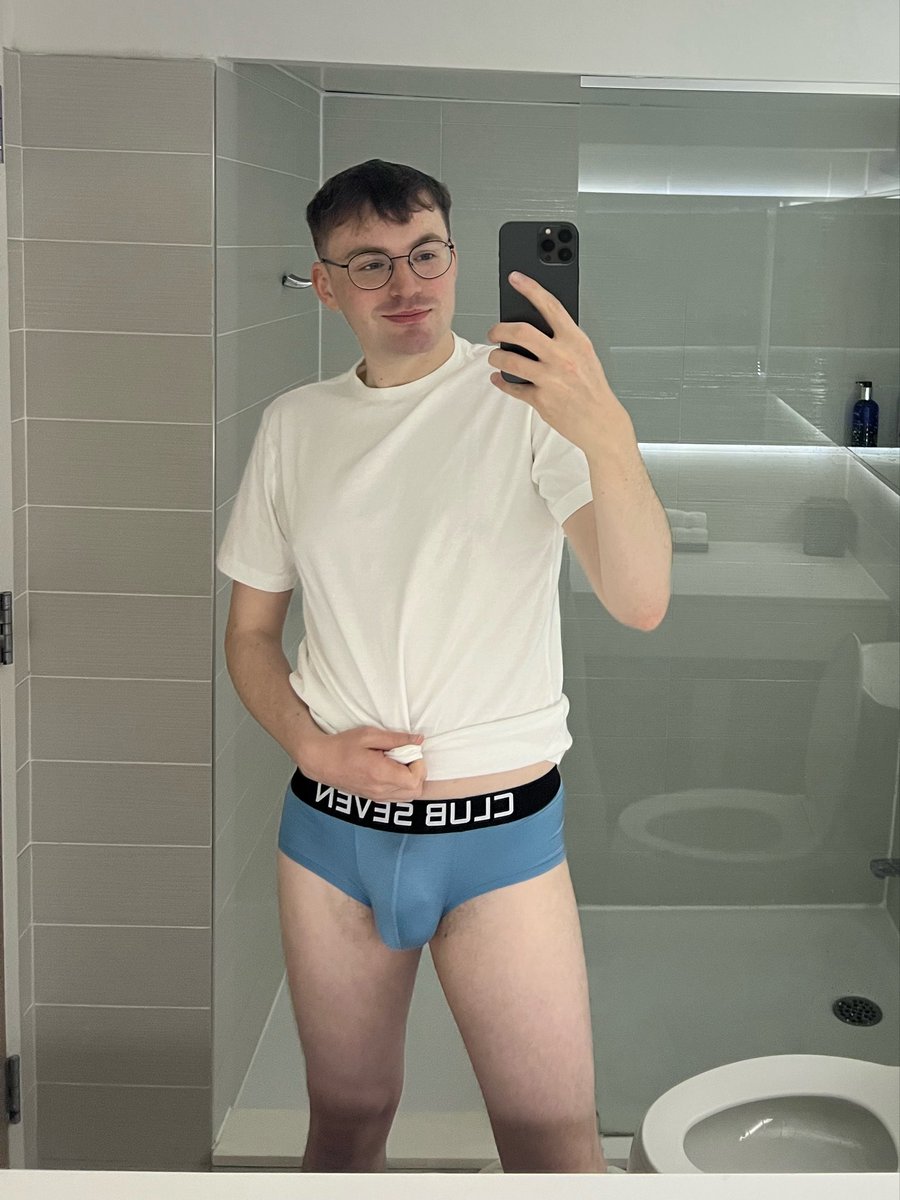 tom • LA 4/24-5/2 tweet media