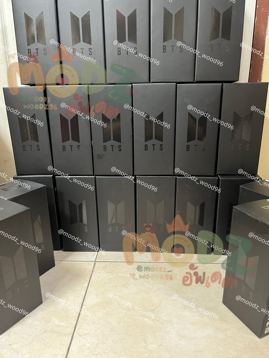 moodz_woodz96's tweet image. 𓂃𓈒𓏸 #modzพาหิ้ว 𓂃𓈒𓏸

จบไปแล้วกับการหิ้ว #BTS ‘ARIRANG’ POP UP และ BTS WORLD TOUR ‘ARIRANG’ IN GOYANG

- รอบนี้เป็นประวัติการณ์ของร้าน  
แท่งไฟ 31 แท่ง เสื้อ 10++ ตัว

🙇🏻‍♀️ ขอบคุณลูกค้าทุกท่านที่อุดหนุนร้านเล็ก ๆ ของมดนะคะ

‼️ เจอกันเปิดหิ้วแท่งไฟที่คอนปูซานค่ะ‼️