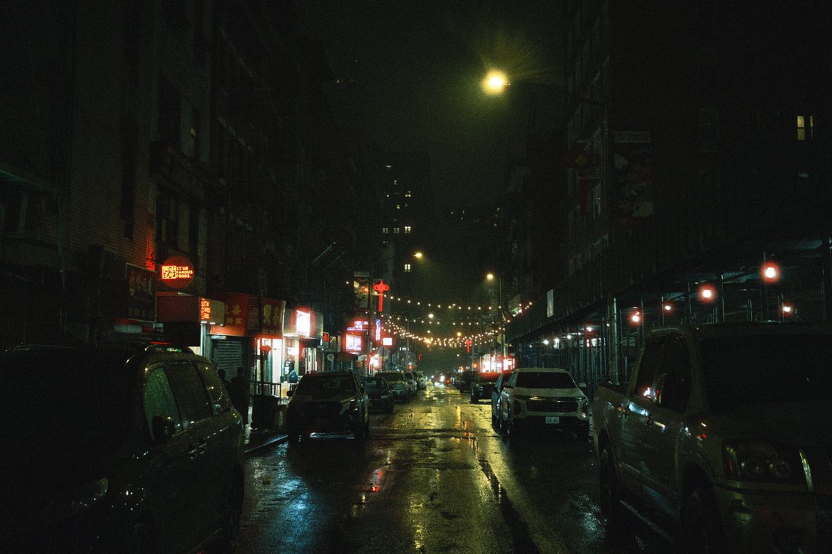tyron_shi's tweet photo. out while the city sleeps https://t.co/PxWjQ1Dc4n