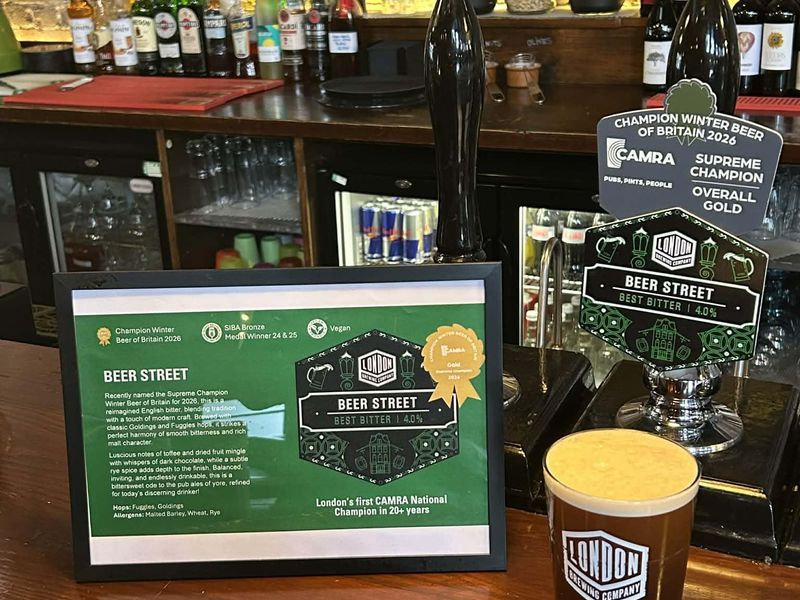 EandBCAMRA's tweet image. This week's social on Thursday 30 April visits to pubs in Finchley.

19.00: King of Prussia, 363 Regents Park Road,  Finchley Central, N3 1DH

20.00: Bohemia, 762 High Road, North Finchley, N12 9QH