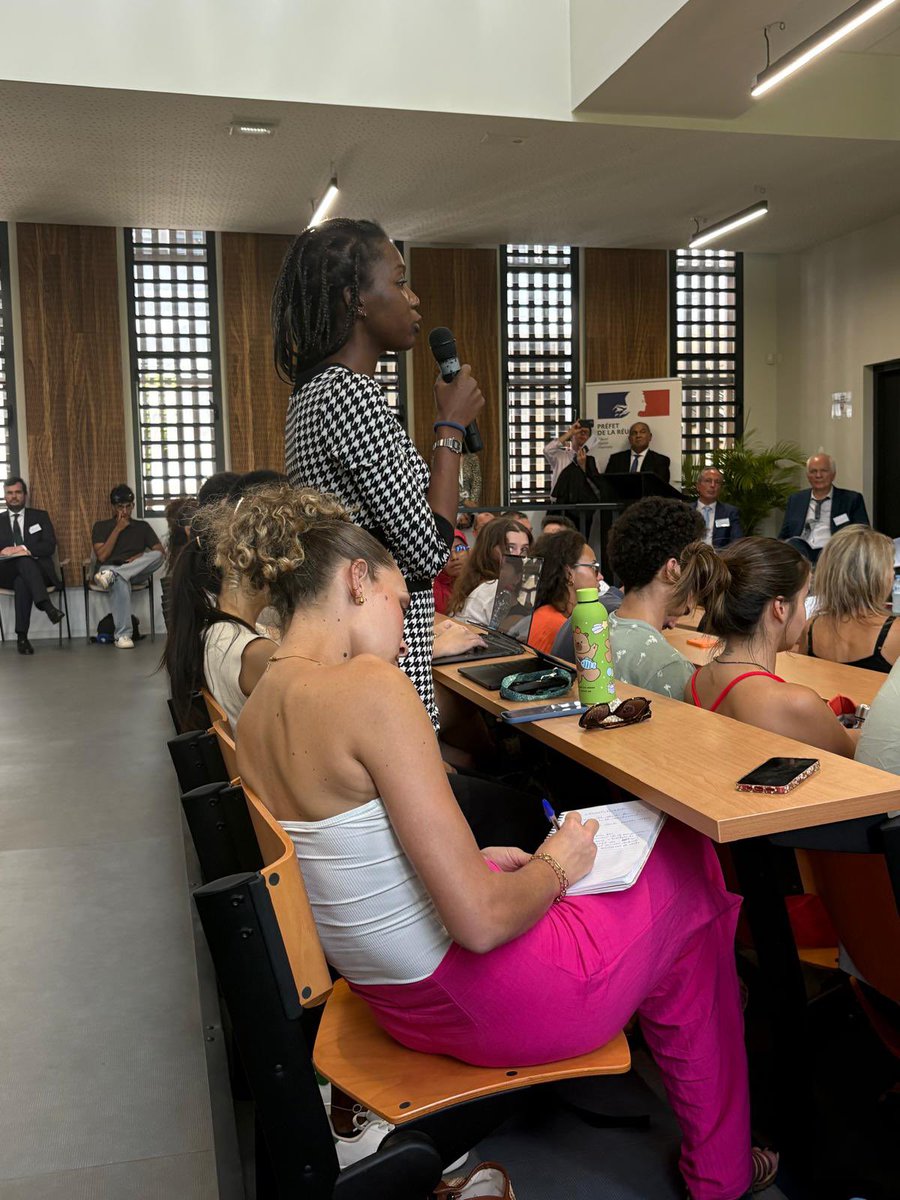 Philippe Baptiste tweet media