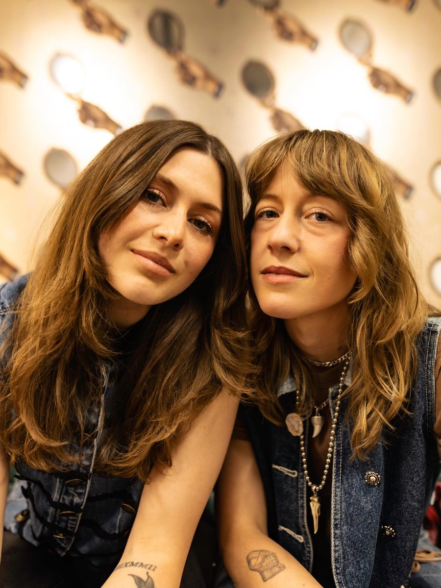 Larkin Poe tweet media