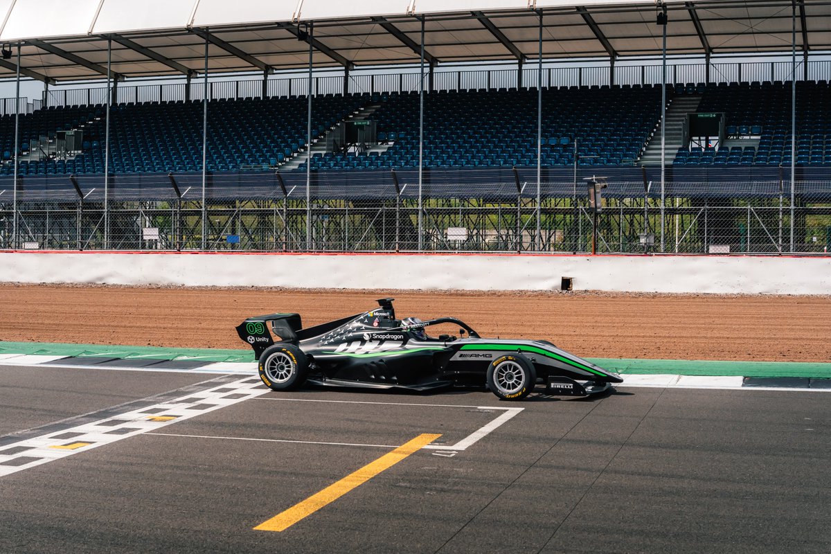 Mercedes-AMG PETRONAS F1 Team tweet media