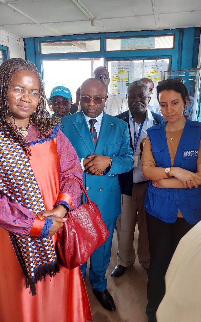 IOMBurundi's tweet image. Hier, @gavi_fr, l’OIM, l'OMS &amp;amp; UNICEF ont effectué une visite conjointe au Point d’Entrée de Gatumba pour observer les activités de #vaccination du PEV, avec l’appui des partenaires, afin de protéger les populations mobiles &amp;amp; prévenir les risques de transmission transfrontalière.