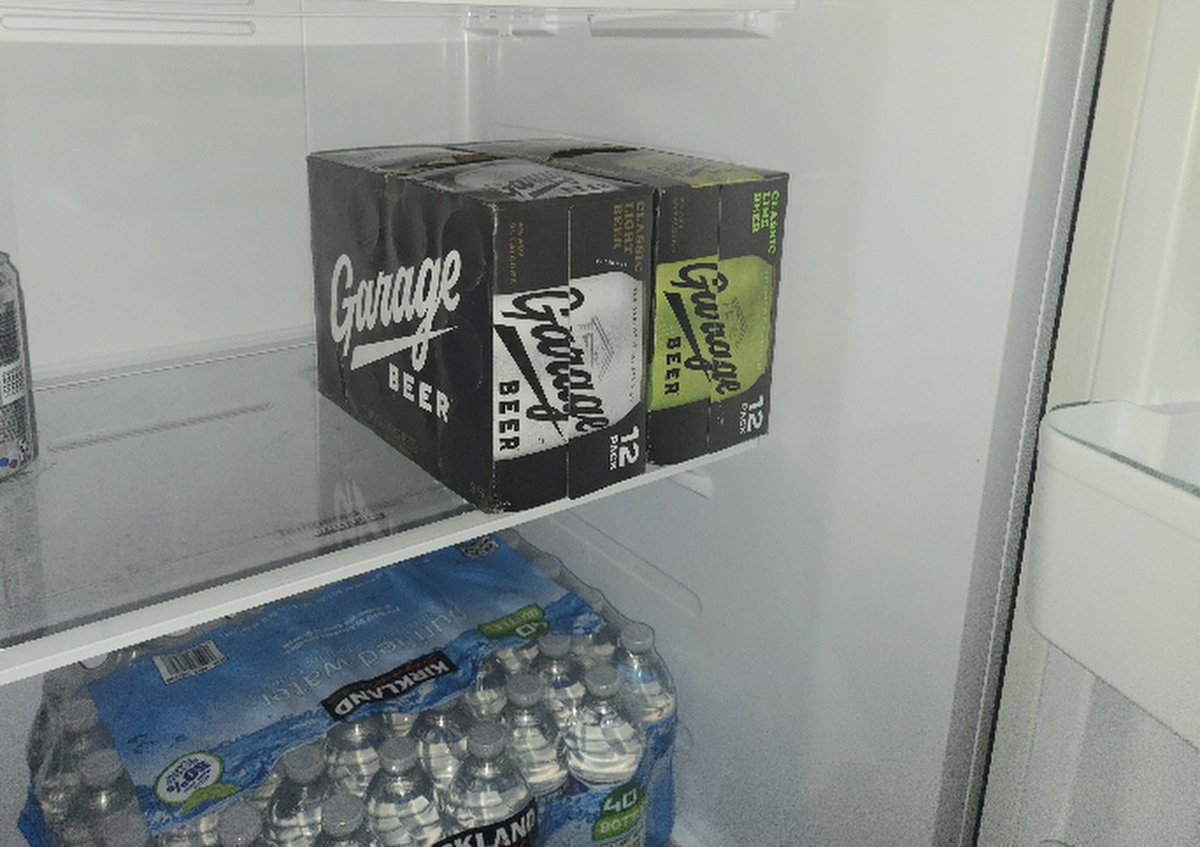 dhuvy's tweet photo. @drinkgaragebeer Did my part, last night... then, fought a rat. Don't think it was after the beer, but I wasn't going to risk it! (Still waiting for the bottles to make it my way) https://t.co/MuqBv0dAWz