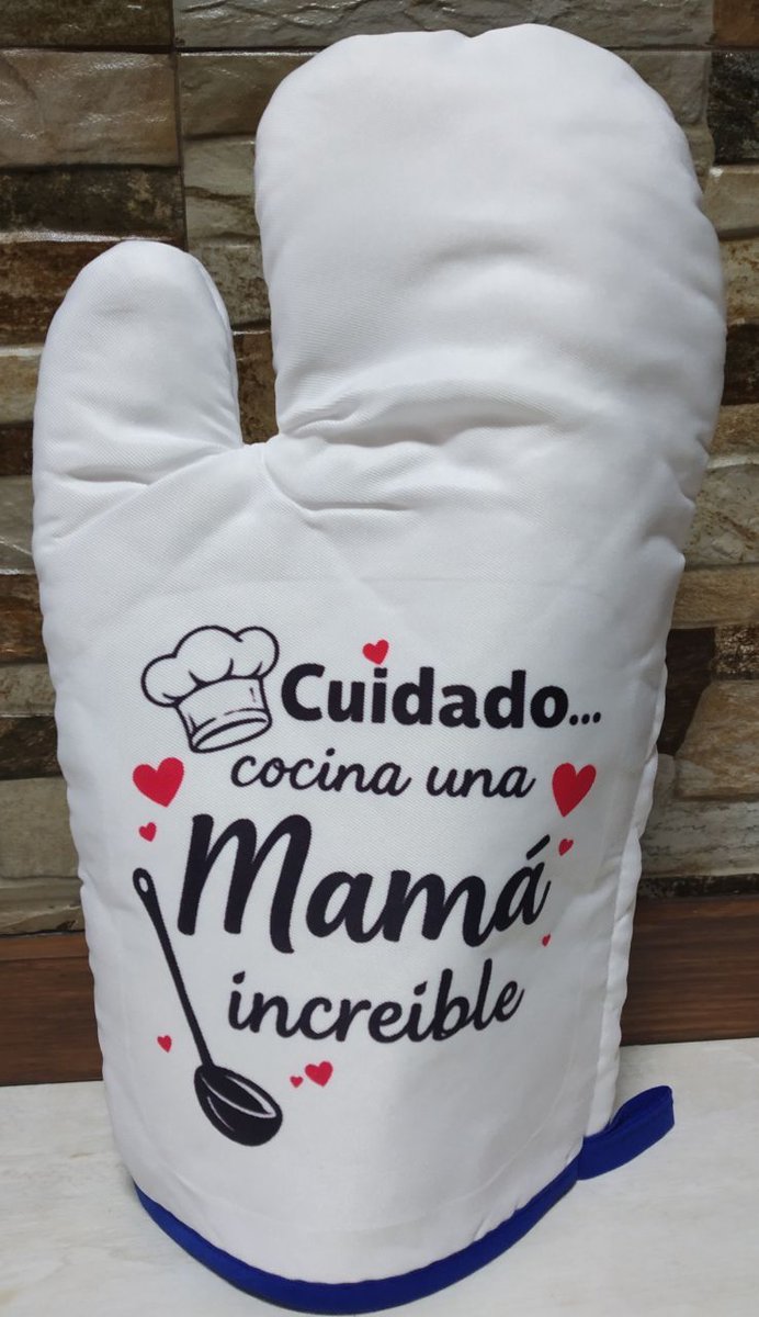 RegaloSur's tweet photo. 📷 Se acerca el Día de la Madre 📷
Sorprende a mamá con unos detalles únicos y llenos de cariño 📷
📷 Guante de cocina
📷 Tabla de cocina de bambú grabada
📷 Ambos artículos son personalizables, para que puedas añadir ese toque especial que hará sonreír a mamá cada día. https://t.co/qDgXP6UPeT