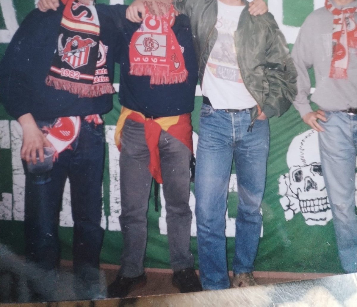 Antifa_Ultras tweet media