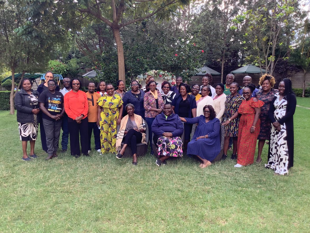 NEPHAKKENYA's tweet photo. PLHIV voices at the center! Reviewing GC7 and informing GC8 driven by community engagement, high impact interventions &amp; accountability to ensure community voices shape better HIV, TB &amp; malaria outcomes.
#GC8 
@GlobalFund  @KenyaRedCross @AYARHEP_KENYA @afrocab_hiv @NJotwoma https://t.co/IOj7oY3gGn