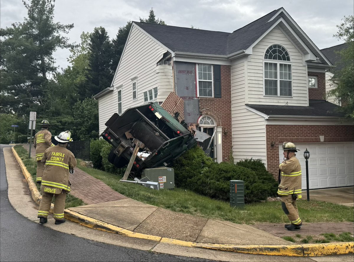 Fairfax County Fire/Rescue tweet media