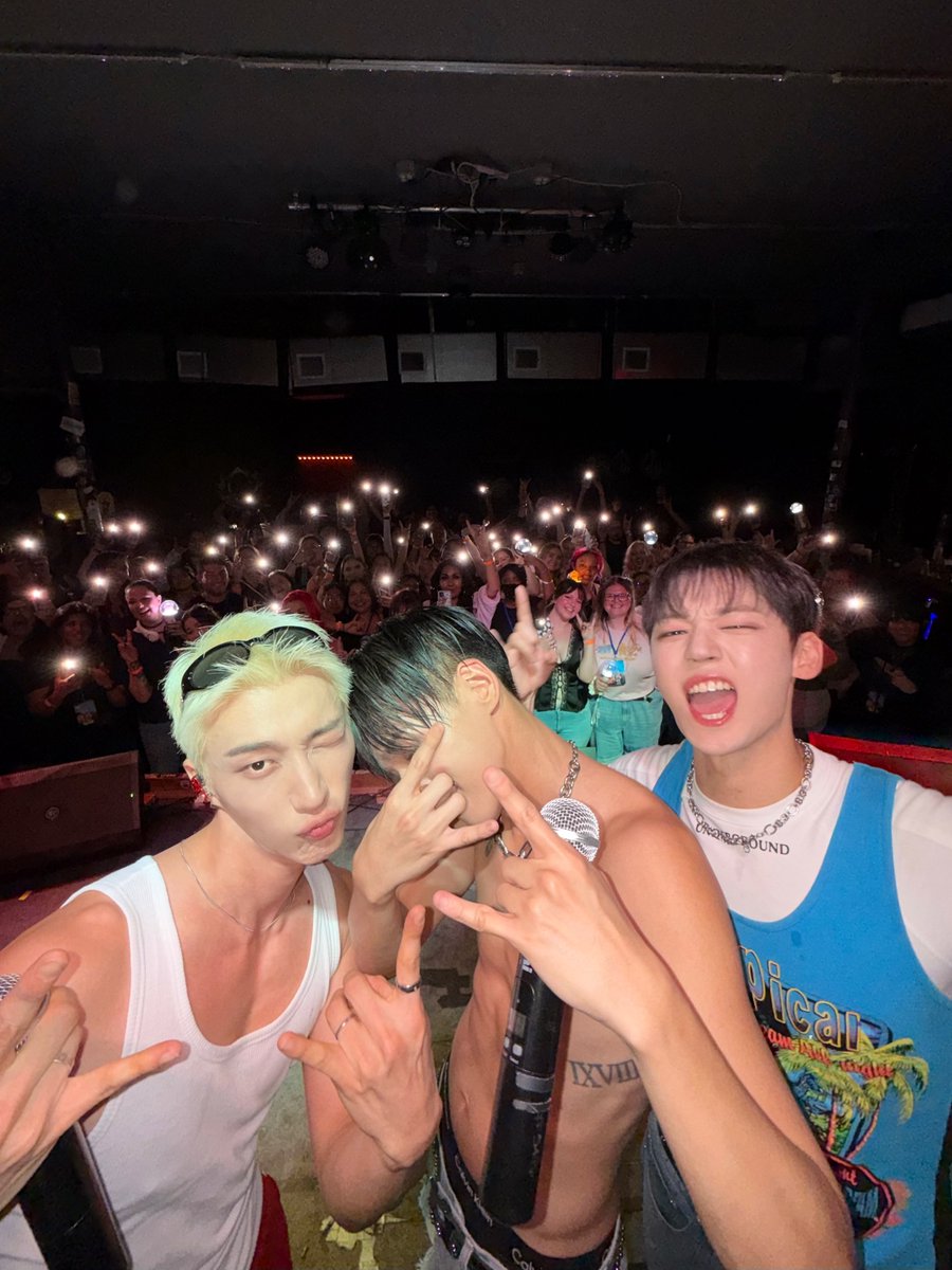 WAYBETTER_GB's tweet image. 2026 WAY BETTER WORLD TOUR : GLOBAL WARMING in HOUSTON 🇺🇸❤️

#WAYBETTER #WORLDTOUR #HOUSTON
#from20 #HELLOGLOOM #KANGYUCHAN