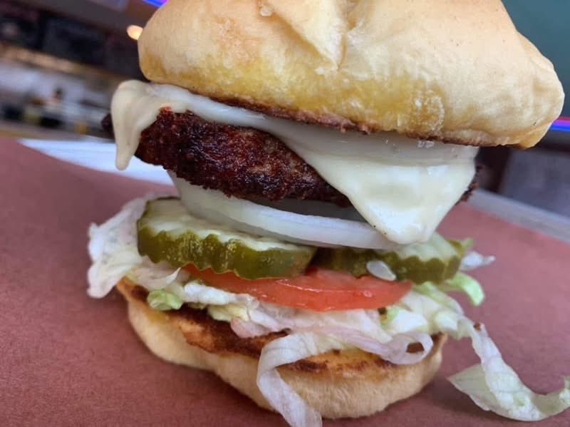 SugarfireWashMo's tweet image. RIVER CITY RIBWICH - smoked &amp;amp; pulled baby back ribs, pickles, white onions &amp;amp; stl sweet #bbq sauce on a toasted hoagie 

(636)432-5550☎️ order.spoton.com/dcrs-washingto…

FRIED CHICKEN CLUB - #smoked, breaded &amp;amp; fried chicken cutlet, pepper jack, lettuce, tomato, onion, pickle &amp;amp; lemon aioli