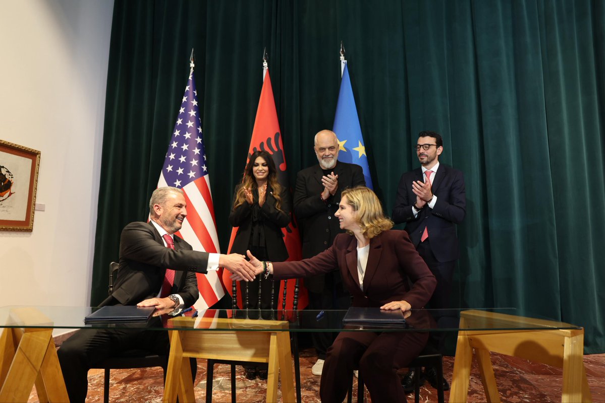 Pirro Vengu tweet media