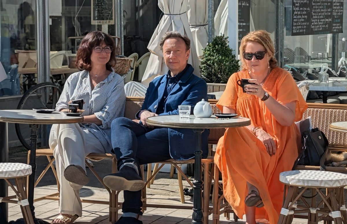 jcbeduneau's tweet photo. En lice pour être sacré "Village préféré des Français", La Flotte ! Tournage aujourd'hui de l'émission pour le début de l'été. #LaFlotte #IleDeRé #StephaneBern #LeVillagePréféréDesFrançais https://t.co/icWb6QqJTI