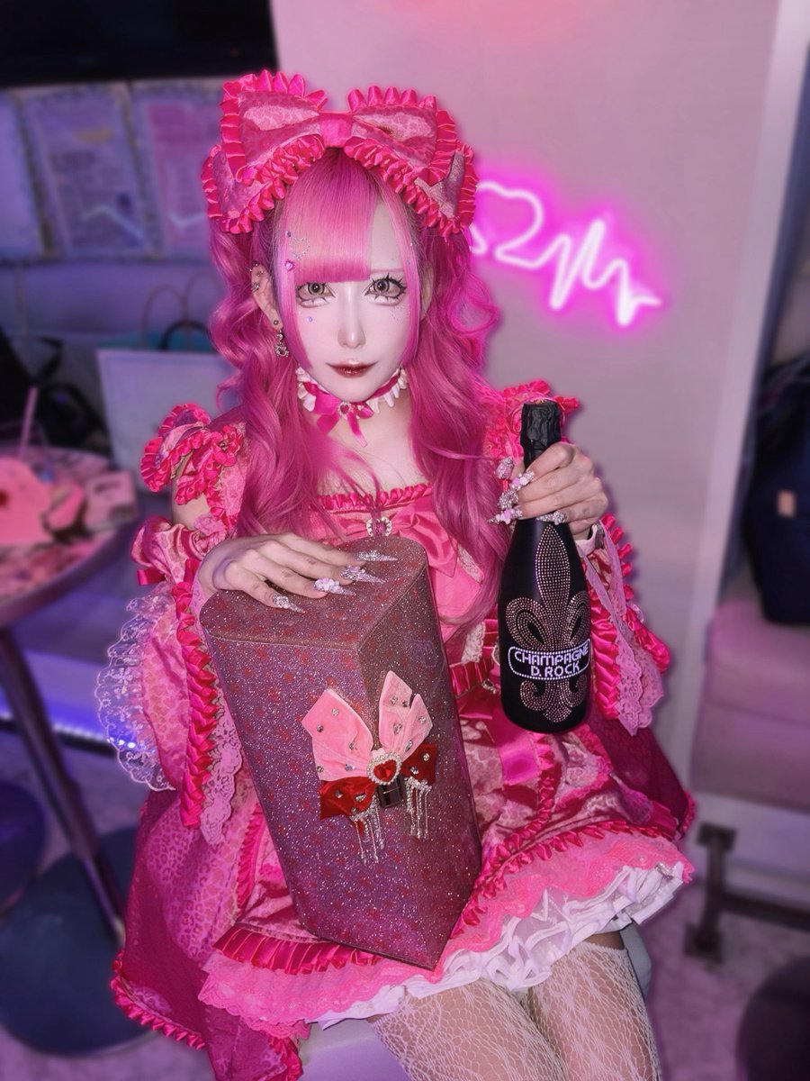 666chan_doma's tweet photo. 私をお姫様にしてくれたろくちゃんｽﾞへ𛰙᭜𖫴𖫰𖫱𖫳𖫲𖫲𖫳𖫴𖫰𖫱꛰ ᭜𖫴𖫰𖫱𖫳𖫲𖫲𖫳𖫴𖫰𖫱꛰ಣ💞💖🎀

(ALTご覧ください) https://t.co/zJLOhJ9yYt