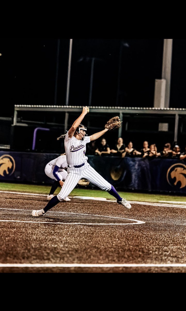 BrehnaH4's tweet image. Finished up my Freshman Varsity regular season! 🥎💜 Learned so much, and excited for PLAYOFFS!! Love this team!! 

Reg Season Pitching Stats

48IP
19 Runs allowed
34 SO
2.3 ERA
1.4 WHIP
.260 OPA

#2029, #uncommitted, #RHP

@softball_lhhs @ExtraInningSB @LineDsoftball