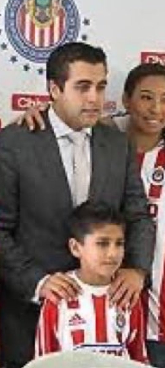 rroberto tweet media