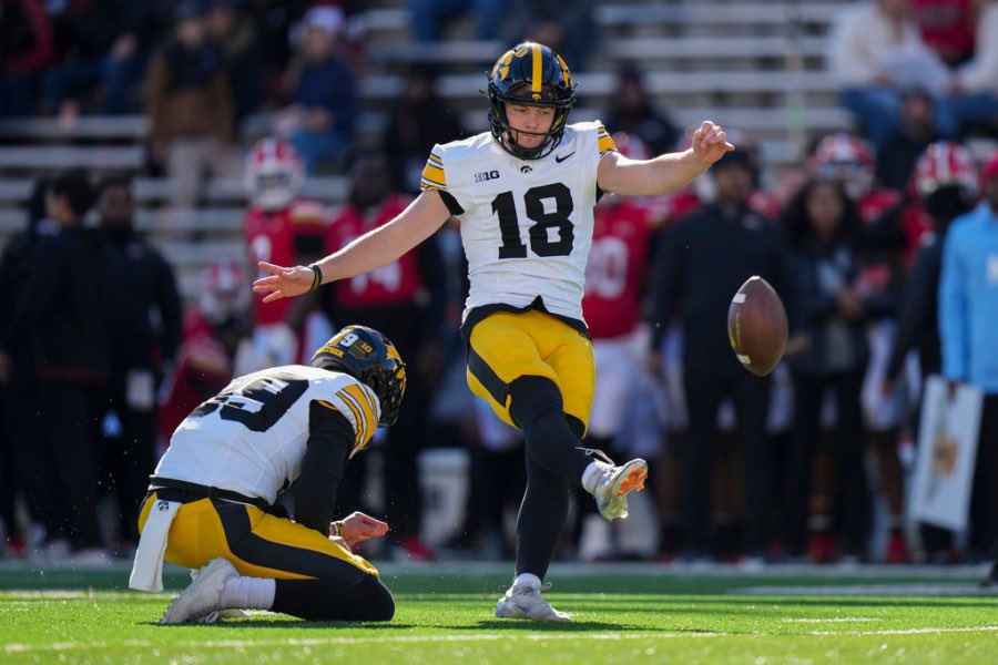 Kicker Update tweet media