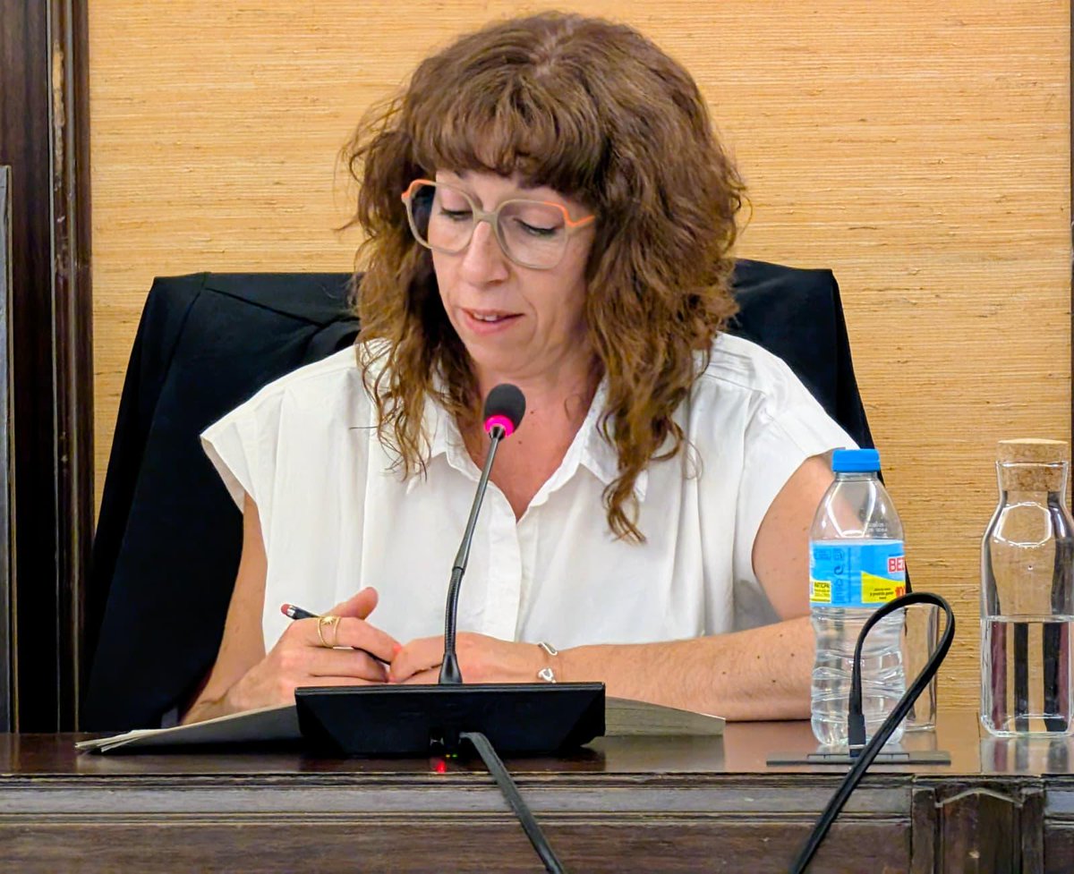 defensorascg's tweet photo. 💼Ahir vaig presentar al Ple de @scgramenet l’informe 2025 de la Defensora de la Ciutadania. La “E” de drEts ens guia: entesa, equitat, escolta, empatia, esperança i confiança per garantir drets des de la proximitat. https://t.co/RIuHkNicZh