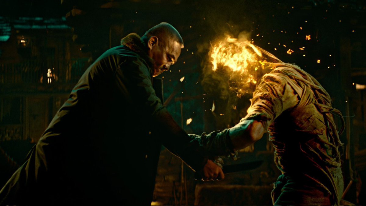 SRKUniverse's tweet image. Best entry sequence of SRK, i will start….!!

@iamsrk #Jawan 

#KING #KINGTitleReveal #ItsKingTime #ShahRukhKhan #SRK #KingKhan