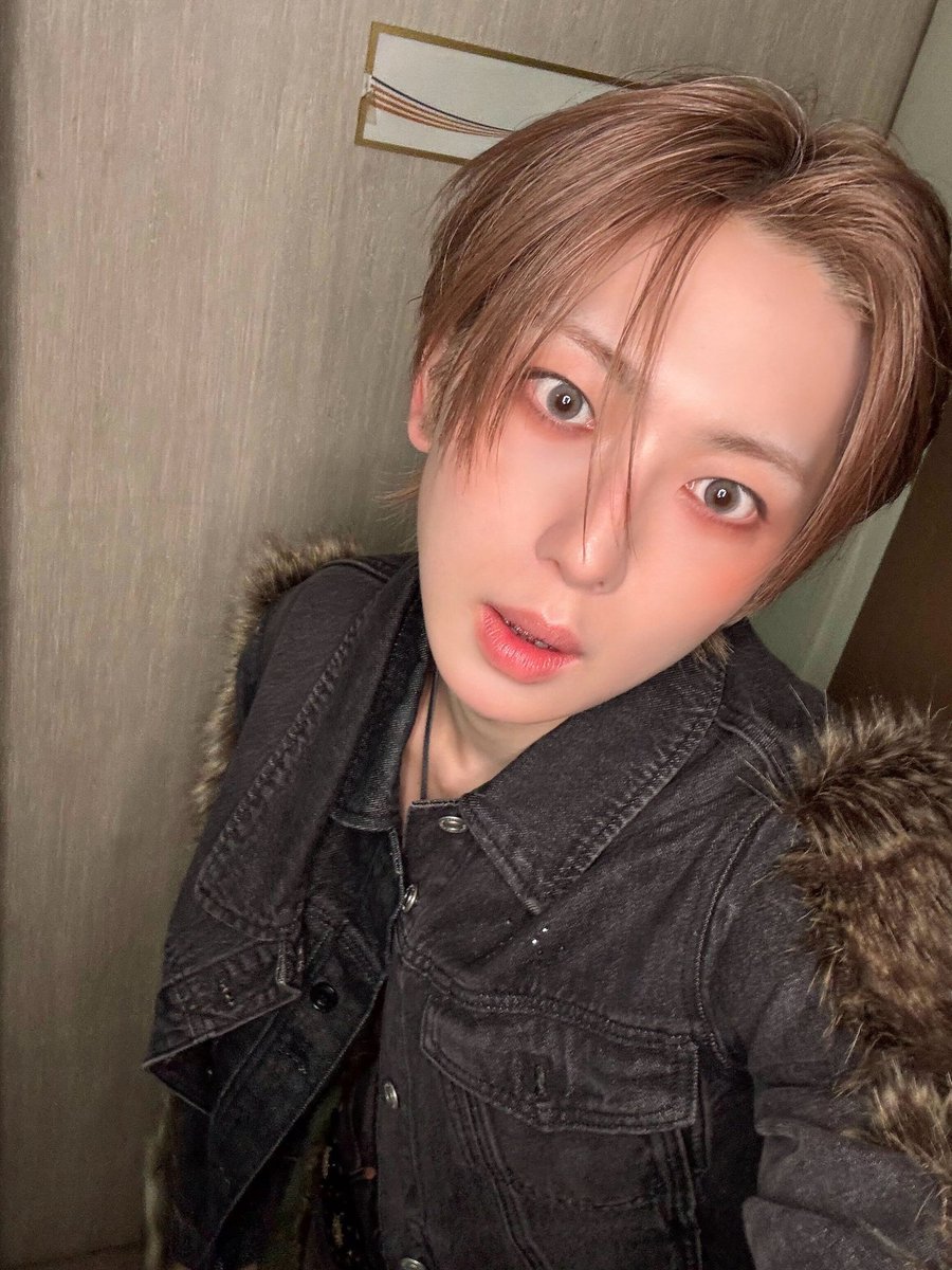 ๐
๐๐๐_๐๐ก๐๐ข๐ฅ๐๐ง๐ ๐ณ (slow) tweet media