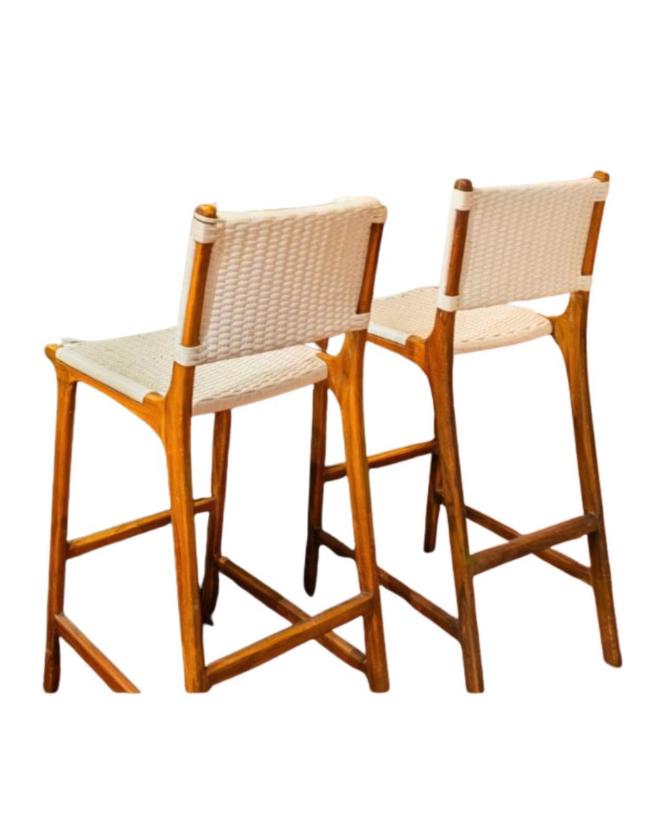 Solid teak bar stools >> not your average find.

Set of 2 – JMD $42,000
Preloved. Premium. Ready to elevate your space.

DM to purchase
📍Kingston, #Jamaica