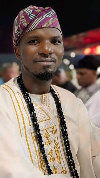 Ọ̀gbẹni Tọm tweet media