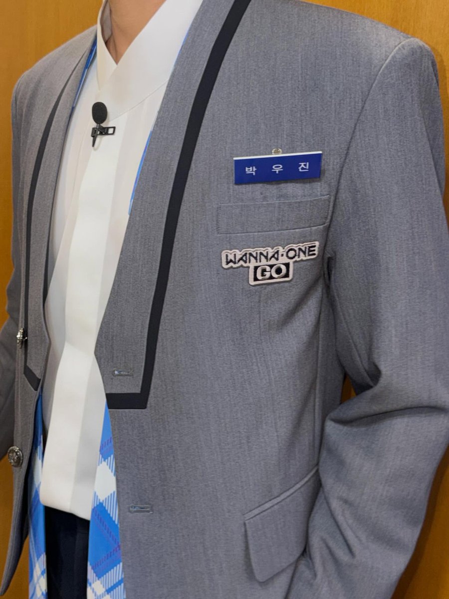 #WANNABOND tweet media