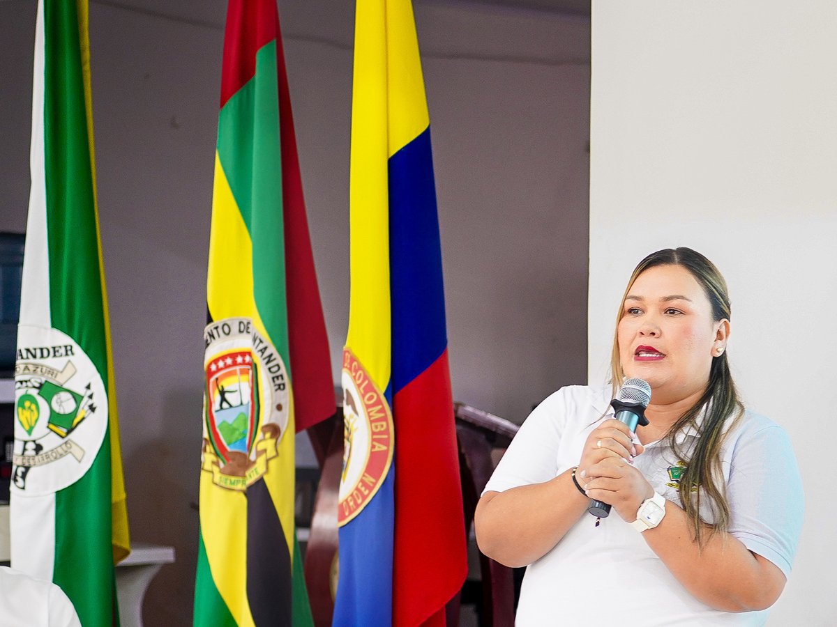 GobdeLandazuri's tweet photo. En las instalaciones de la Casa de la Cultura se llevó a cabo la Audiencia Pública de Rendición de Cuentas vigencia 2025 de la Administración Municipal de Landázuri, liderada por el alcalde, Ing. Carlos Morales. https://t.co/0J8mFuF2s5