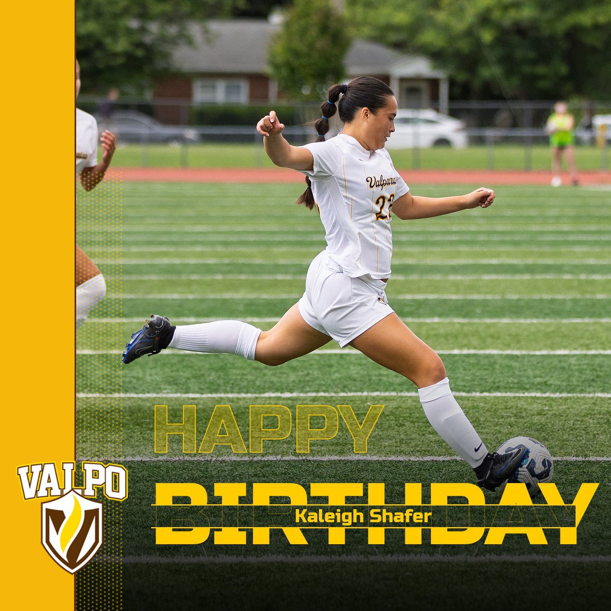 ValpoWSO's tweet image. Help us wish a very happy birthday to sophomore midfielder Kaleigh Shafer! Have a great day @kaleighshaferr 🥳 

#GoValpo #RollBeacs @valpoathletics