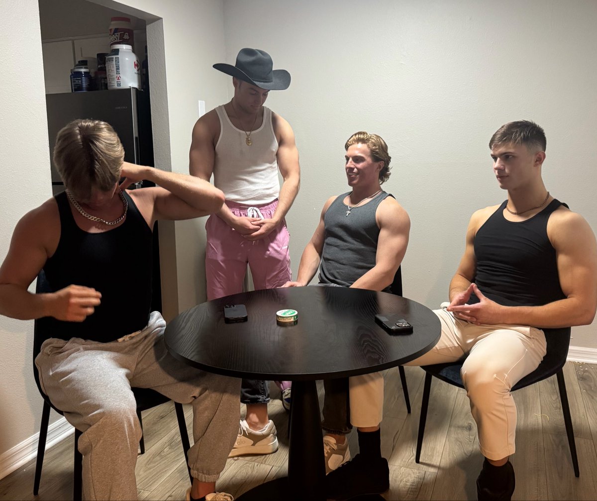 Main Man Max Abrams tweet media
