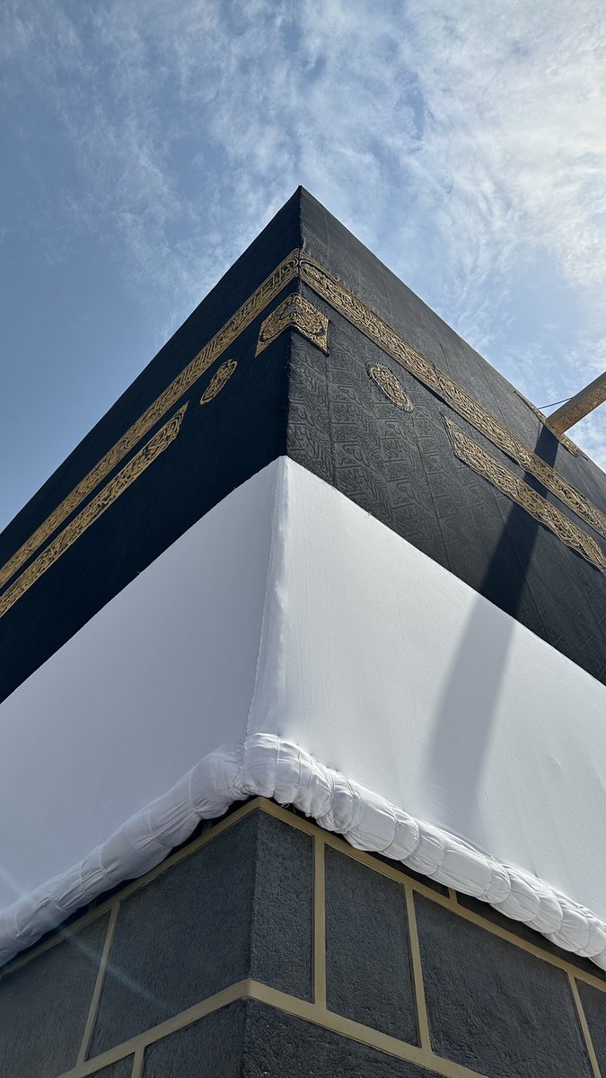 الحمدالله حمداً كثيراً من اجمل الايام بجوار بيت لله الحرام ب #مكة_المكرمة اللهم اجعل السعي مشكور والذنب مغفور وتجارة لن تبور بأذن لله