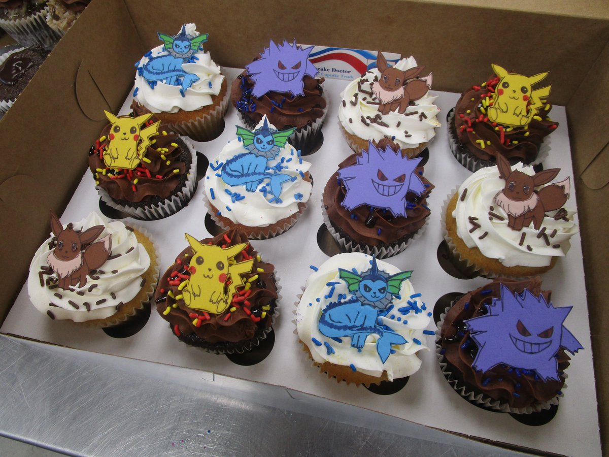 thecupcakedoc's tweet image. Tuesday flavors: Raspberry Lemonade, Angel Food, Carrot, Banana Cream, Coconut, Almond Joy, Strawberry, Peanut Butter Choc, Strawberry Shortcake, ChocoStrawberry, Cookies&amp;amp;Cream, Butterfinger, ChocMocha, Turtle, Boston, Spiked Coffee, Choc, Peak, Red Velvet, &amp;amp;Vanilla #cupcakes!