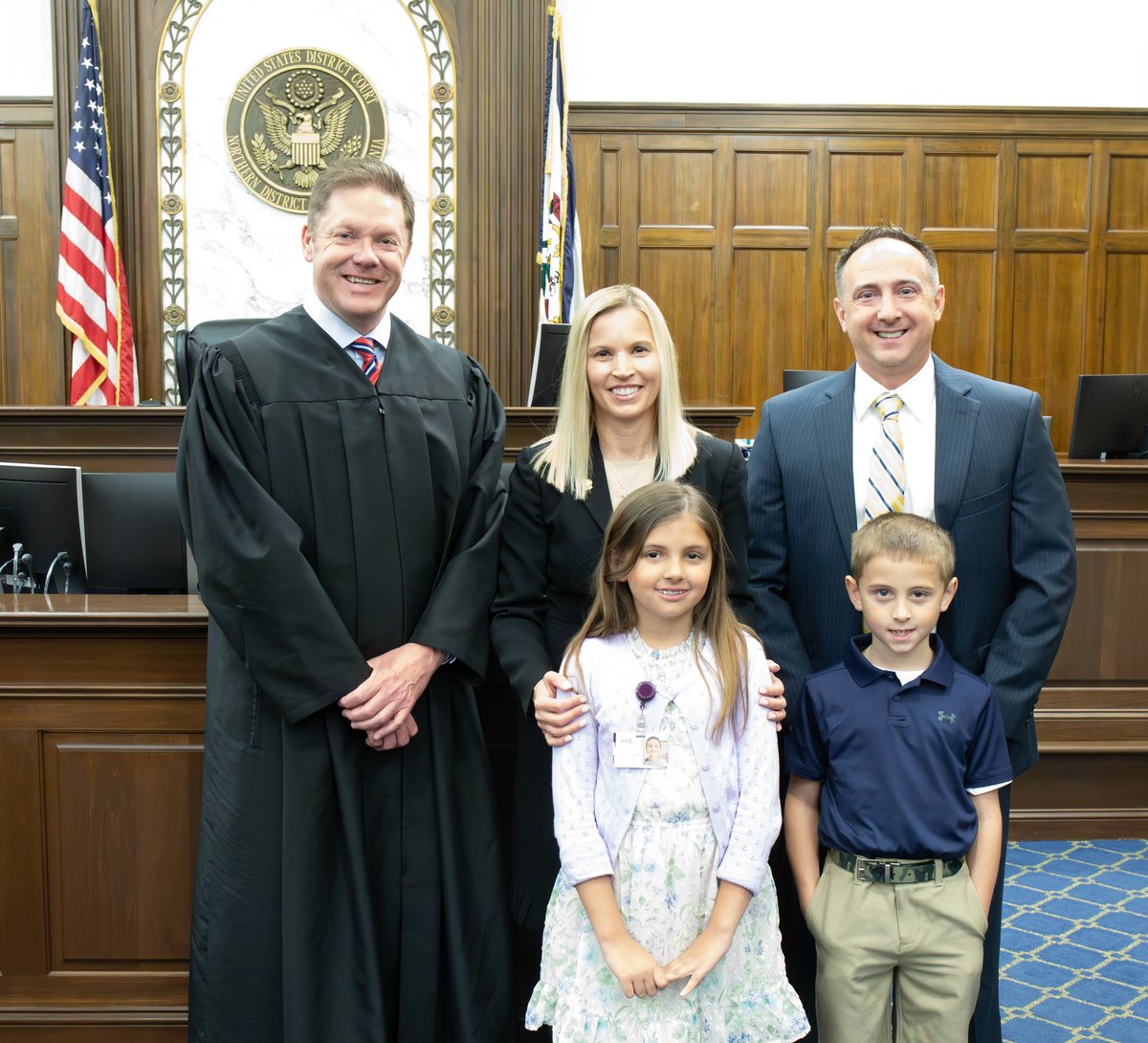 WVNews247's tweet image. Katy Cimino has been sworn in as the new federal public defender for Northern West Virginia, calling the appointment the "professional honor of a lifetime."

Read the full story in the comments. 👇

#ClarksburgWV #PublicDefender #LegalNews #WestVirginia #wvnews